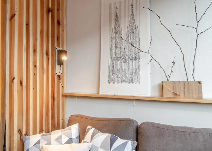 Daire Downtown By Bookinghost