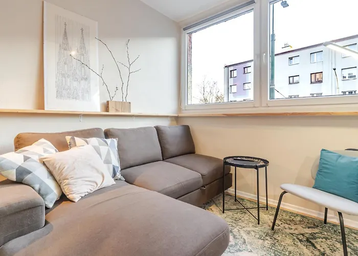 Downtown By Bookinghost Daire *