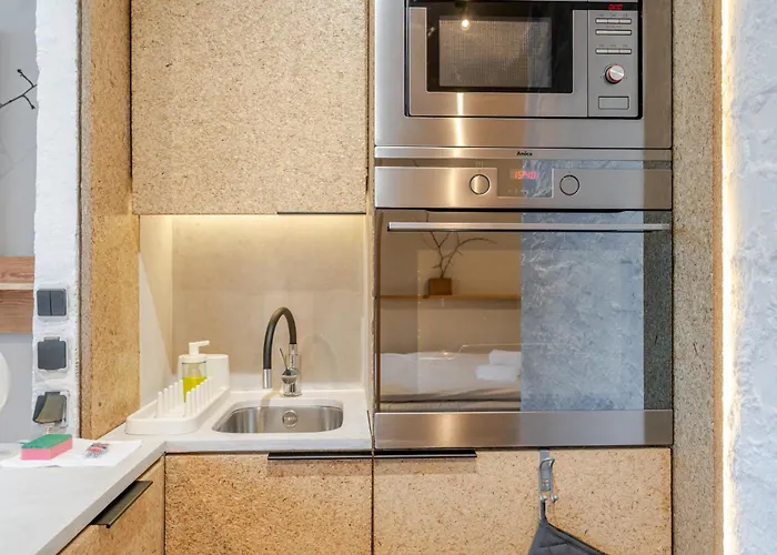 Downtown By Bookinghost Daire Sosnowiec